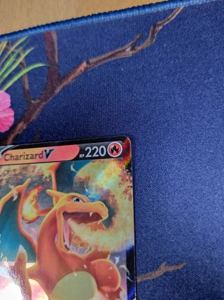 Carta Pokémon Charizard V