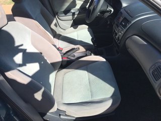 Nissan Almera 1.8 cc gasolina