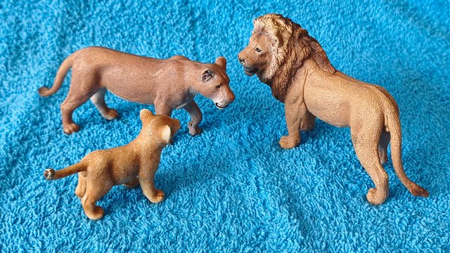 Familia de leones Schleich