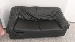 Sofá cama de piel negro
