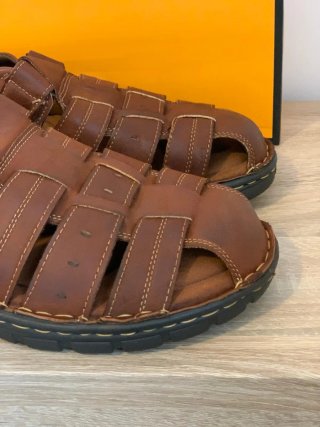 Sandalias hombre de piel. Número 40