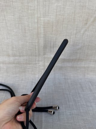 Capa iPhone XS Max Preta Com Cordão
