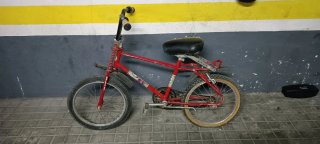 Bicicleta BMX BH Roja