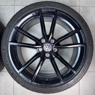LLANTAS VW PRETORIA 19 ORIGINALES CON NEUMÁTICOS