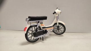Maqueta Vespino SCa última serie escala 1/10 blanc