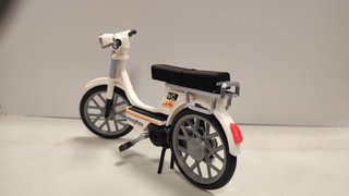 Maqueta Vespino SCa última serie escala 1/10 blanc