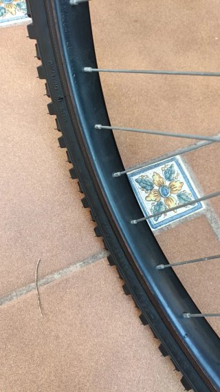 Bicicleta Montaña Aluminio con cubiertas a estrena