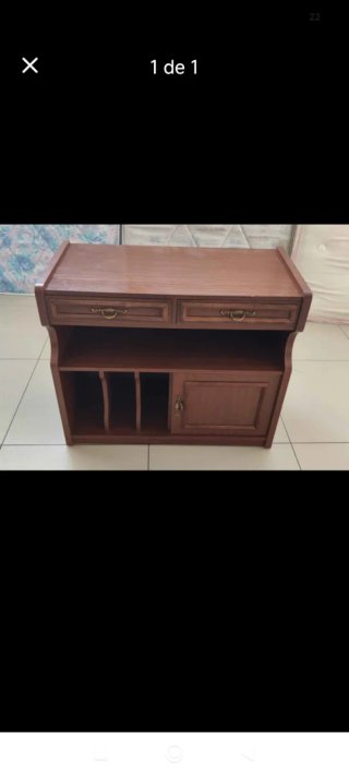 Mueble TV de madera marrón