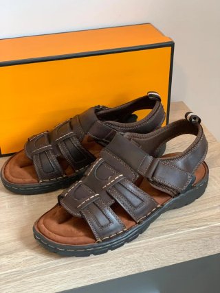 Sandalias hombre de piel. Número 40