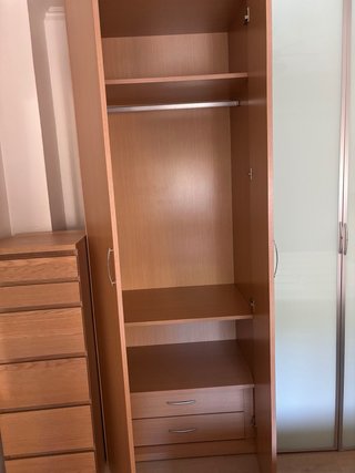 Armario modular madera y cristal