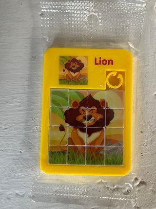 Juego de puzzle de león