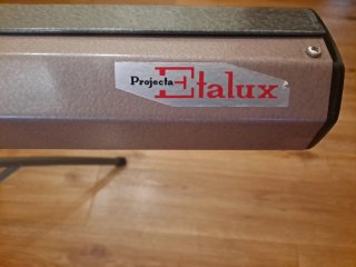 Pantalla Proyección Datalux Extensible y Plegable