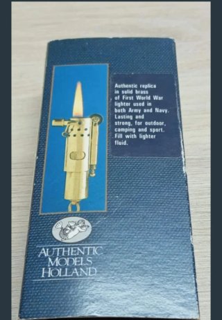 Encendedor de latón antiguo. 1° Guerra mundial