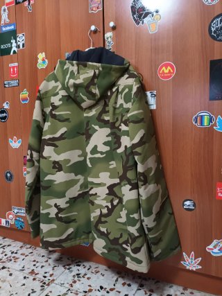 Abrigo Vans Camuflaje L