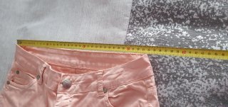 Conjunto camisa y pantalón estampado plumas