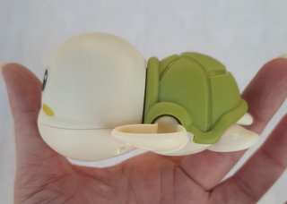 Juguete de tortuga para el baño en varios colores