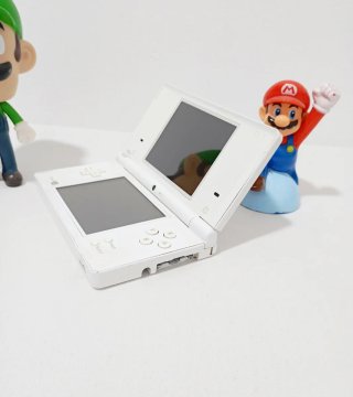 Collezione Retro Nintendo DSi Bianca