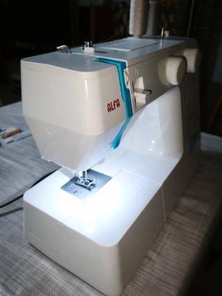 Máquina de coser Alfa Next 40+spring