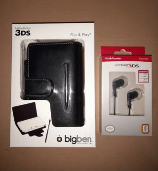 Offerta. Nuovo. Custodia e auricolari Nintendo 3DS