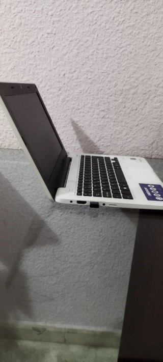 Portátil Medion Akoya 11,6”