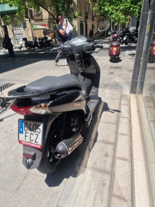 Honda Dylan 125 Negra Scooter