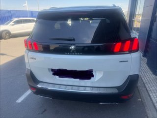 Peugeot 5008 2017