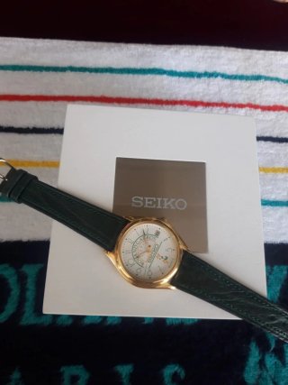 ROLAND GARROS/Reloj SEIKO (Japón) Oro y Verde