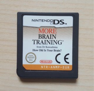 Nintendo DS Plata + juego mejorar edad memoria