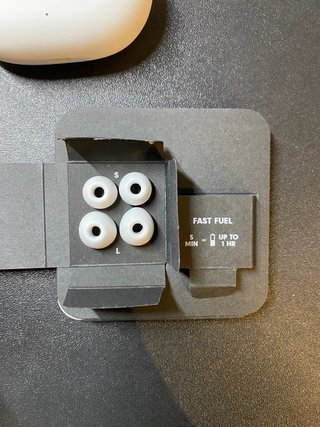 Beats Studio Buds Blancos