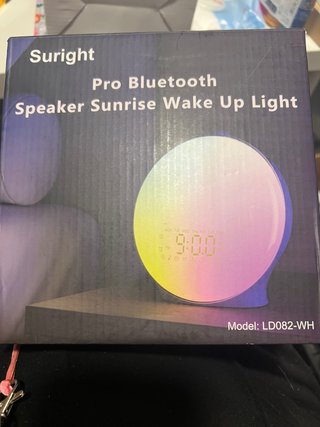 Despertador Suright Pro Bluetooth Luz Amanecer