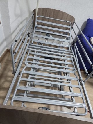 Cama Geriátrica Eléctrica Articulada