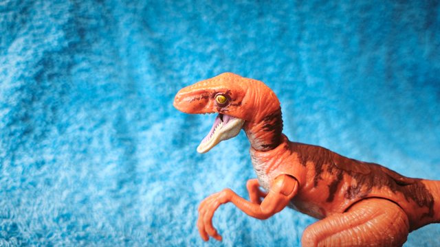 Velociraptor Mattel