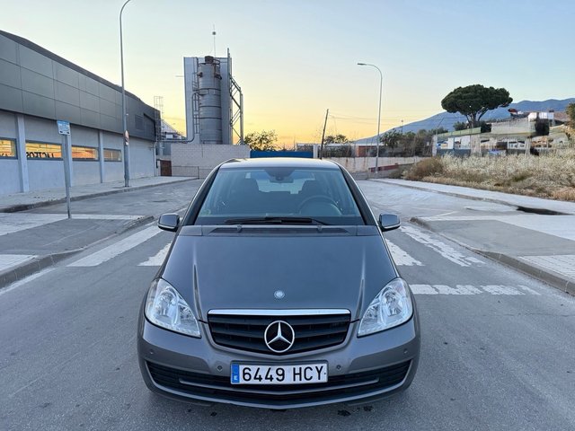 MERCEDES CLASE A180 CDi NACIONAL