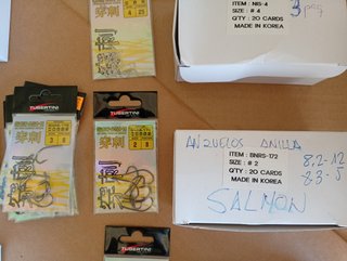 LOT TUBERTINI SENSHI FISHING HOOKS (106 packs)