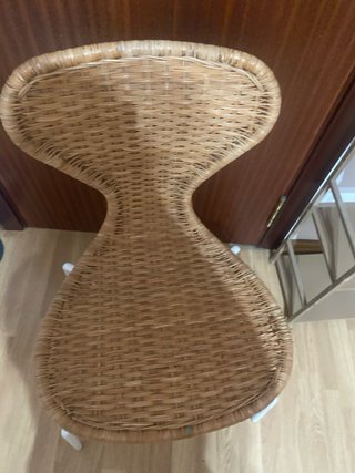 2 Sillas Mimbre  50E  las DOS JUNTAS NO ENVIO