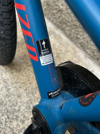 Bici Specialized niño azul
