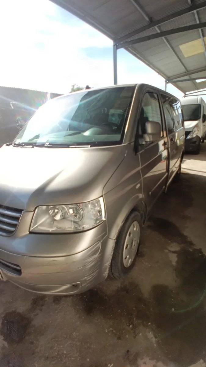 Volkswagen Multivan 2003 - foto 1