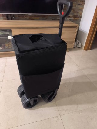 Carro de transporte negro