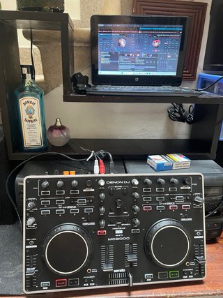 Denon MC2000 Mixer Serato DJ USB