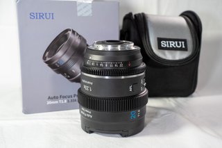 Objetivo Sirui 20mm T1.8 Anamórfico AF  montura L