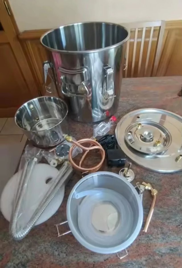 Distillatore in rame e acciaio inossidabile