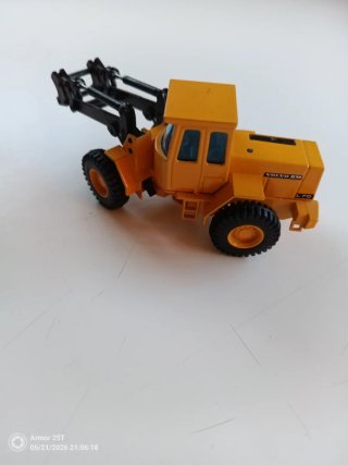 Excavadora JOAL 1:50