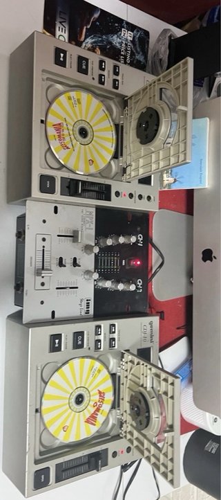 Consolle DJ Gemini CDJ-10 e Mixer IMG Stage Line