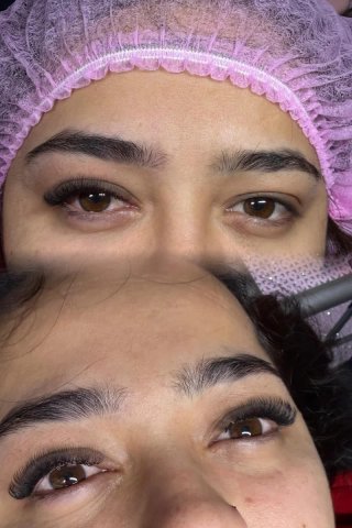 Ofrezco mis servicios de cejas pestañas