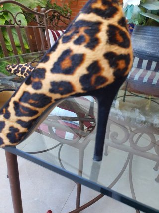 Zapatos tacón Zara animal print T.38