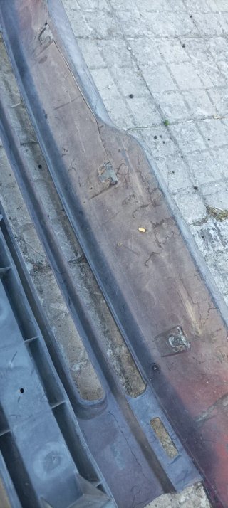 Paragolpes delantero Peugeot 106 Fase 1