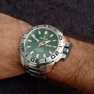 Festina Diver Professional 20 BAR Zafiro Verde