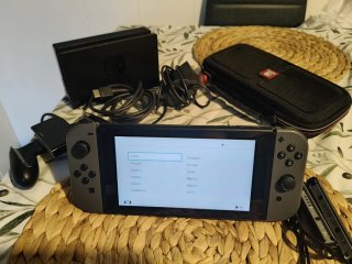 Nintendo Switch Gris con Accesorios