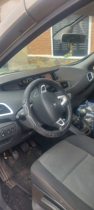 Renault Scenic 2013