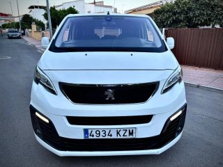 Peugeot Traveller 2019
